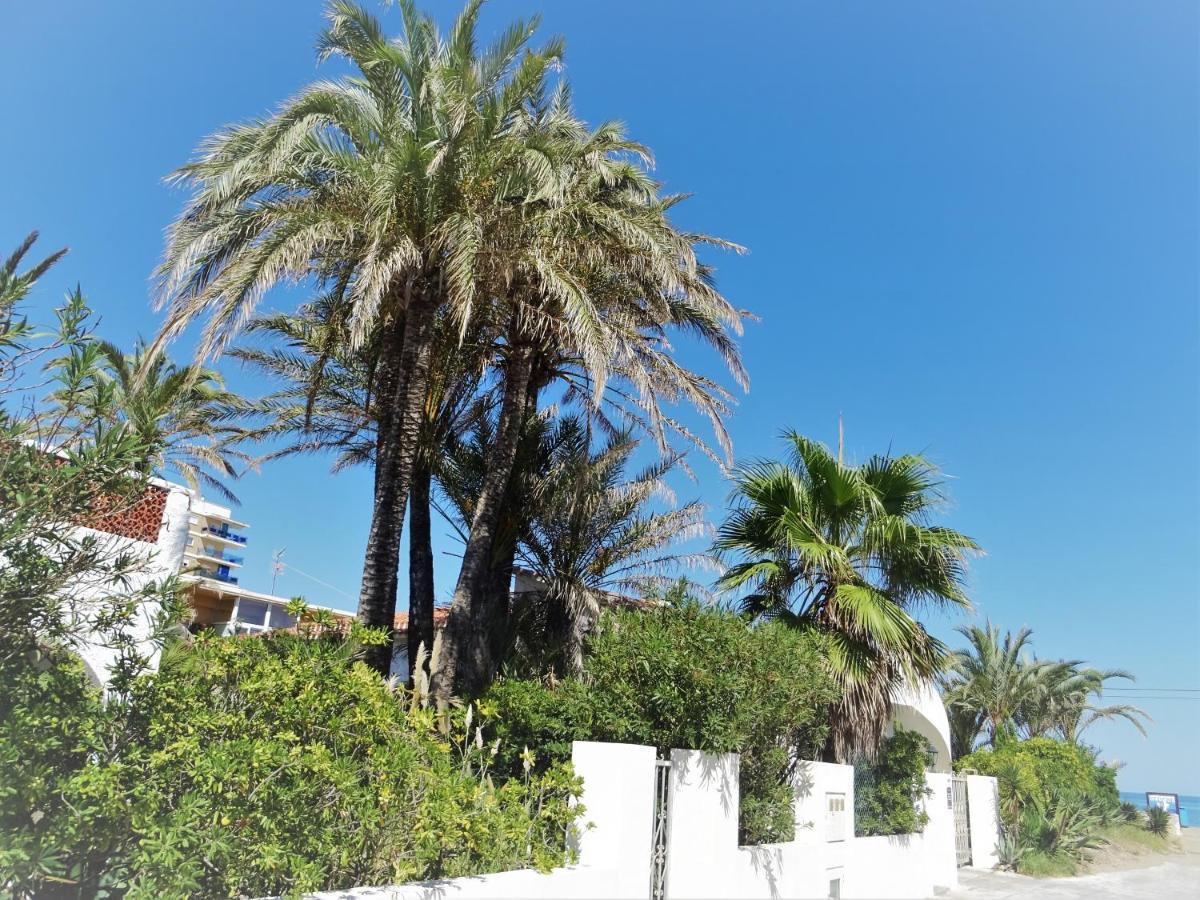 Villa At Seafront With Private Garden-655 Denia Exterior foto