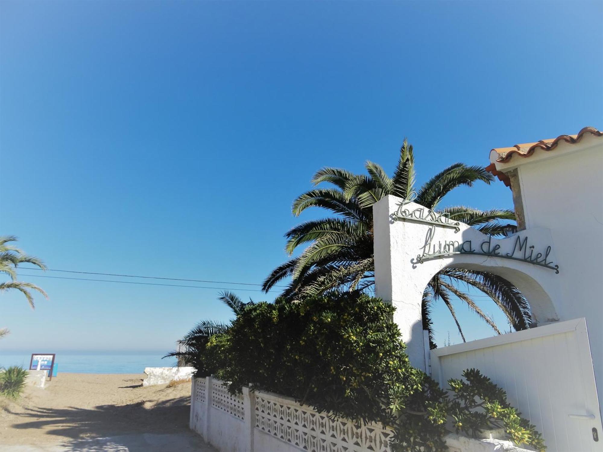 Villa At Seafront With Private Garden-655 Denia Exterior foto